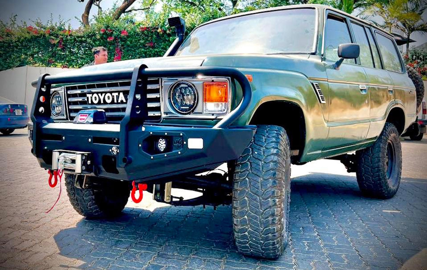 CUSTOM 4x4 BUILDS