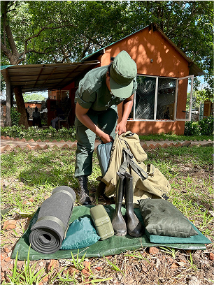 UNIFORM SUPPLY